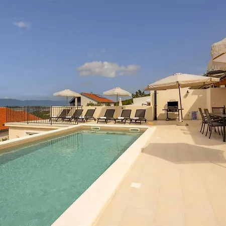 In With Wi-fi Holiday home Dramalj