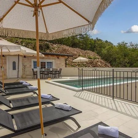 Holiday home In With Wi-fi *
